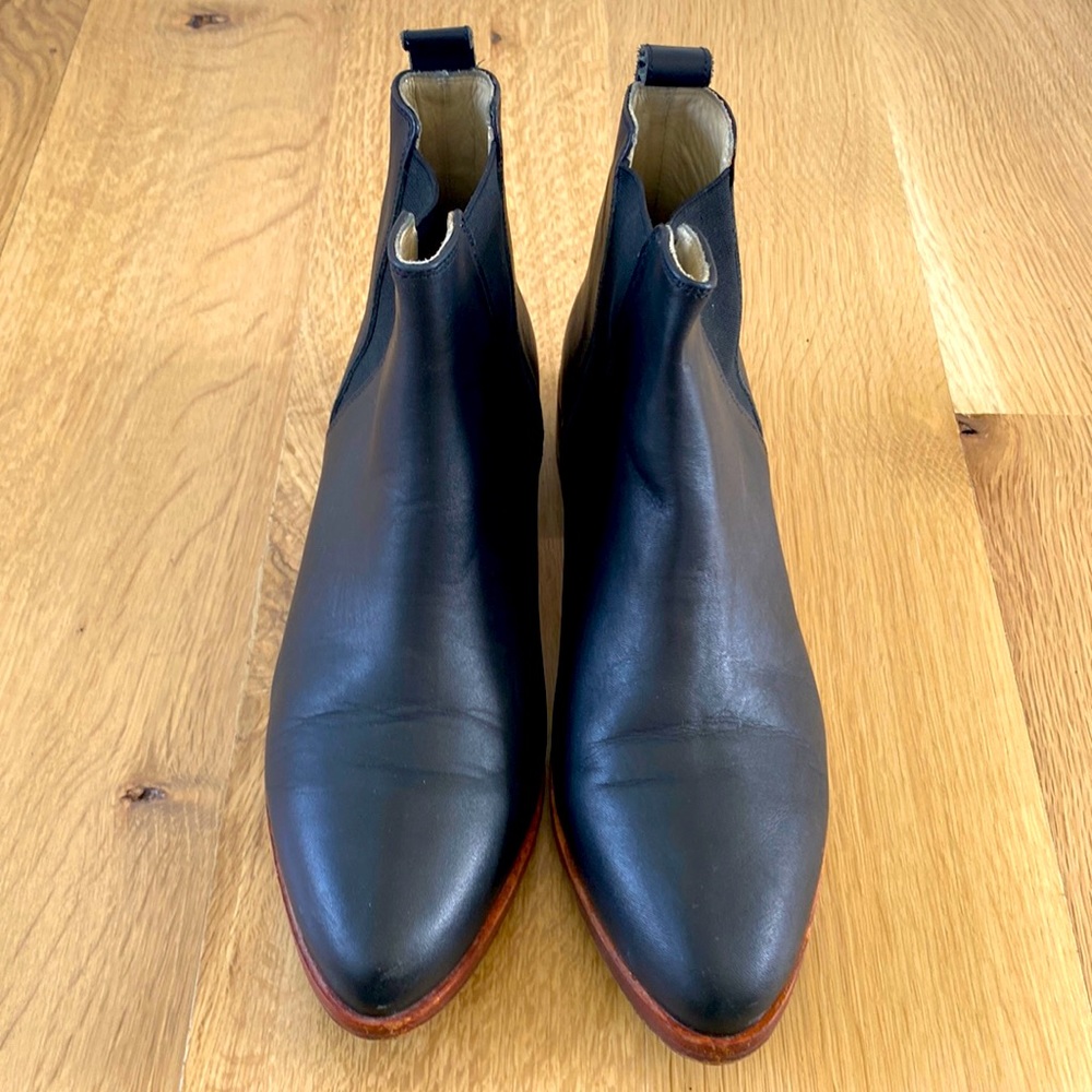 Nisolo Eva Everyday Chelsea Boot